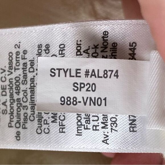 J. Crew | White Floral Embroidered Billie Demi Door Cropped Jeans Size 29 - Picture 12 of 12